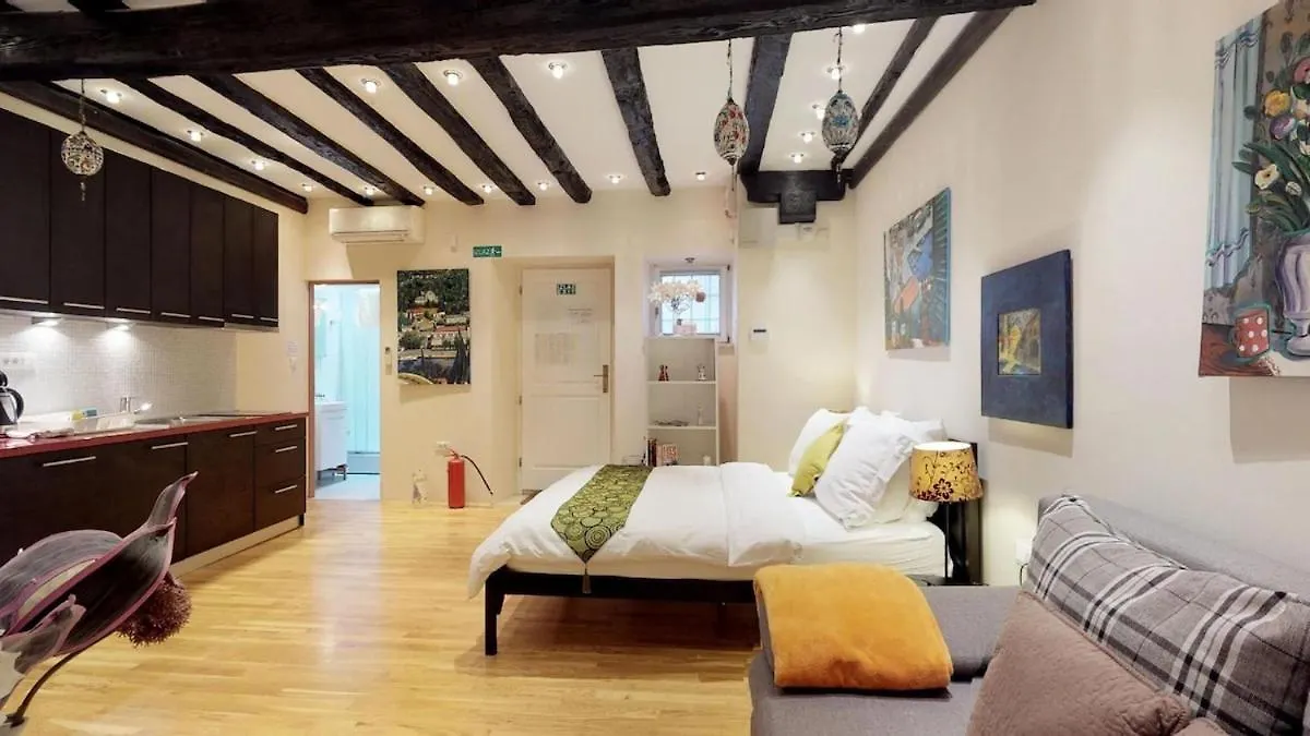 Diocletian Studio Apartments Сплит